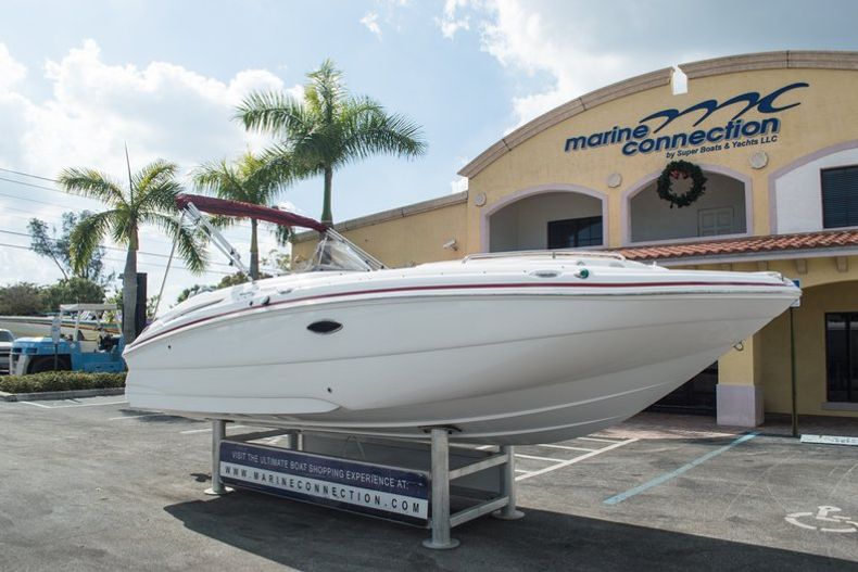 Thumbnail 1 for New 2014 Hurricane SunDeck Sport SS 220 OB boat for sale in West Palm Beach, FL