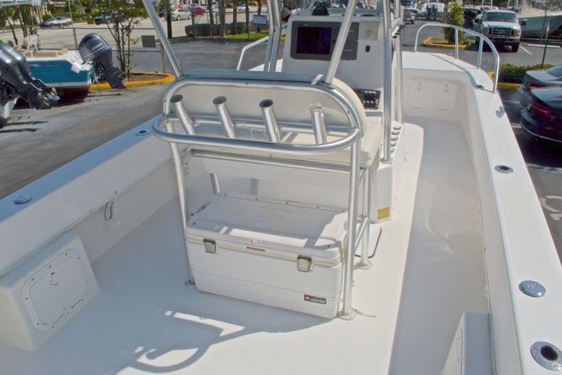 Thumbnail 12 for Used 2005 Twin Vee 26 CC Center Console boat for sale in West Palm Beach, FL