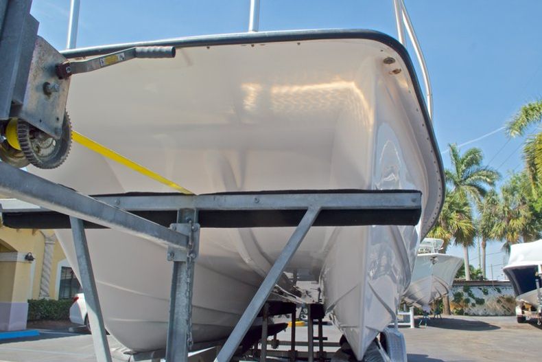 Thumbnail 8 for Used 2005 Twin Vee 26 CC Center Console boat for sale in West Palm Beach, FL