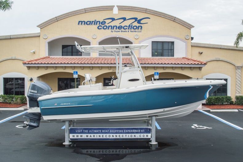 Used 2013 Pioneer 222 Sportfish boat for sale in West Palm Beach, FL