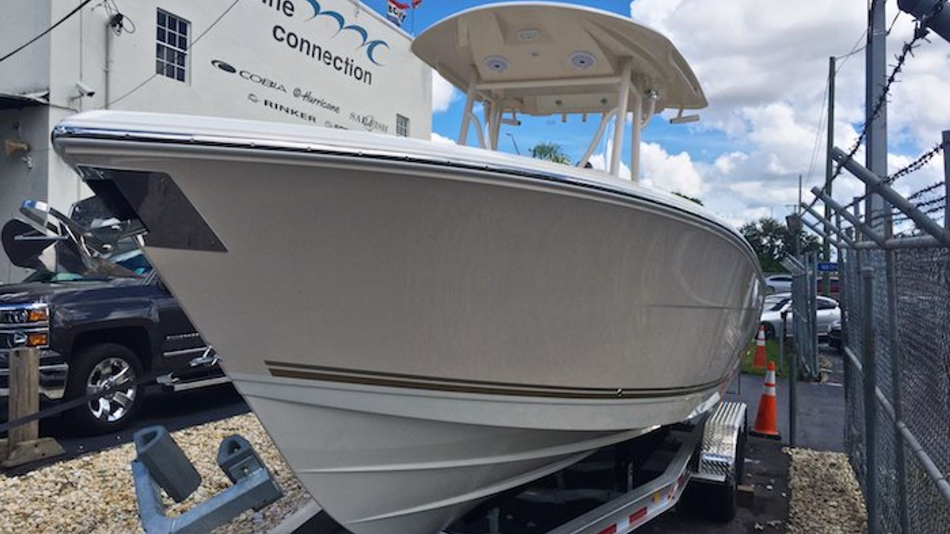 New 2016 Cobia 277 Center Console #W016 image 1