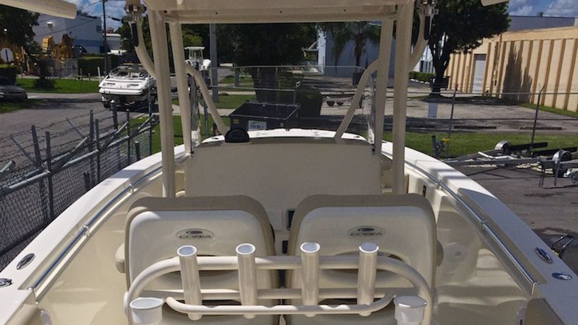 New 2016 Cobia 277 Center Console #W016 image 5