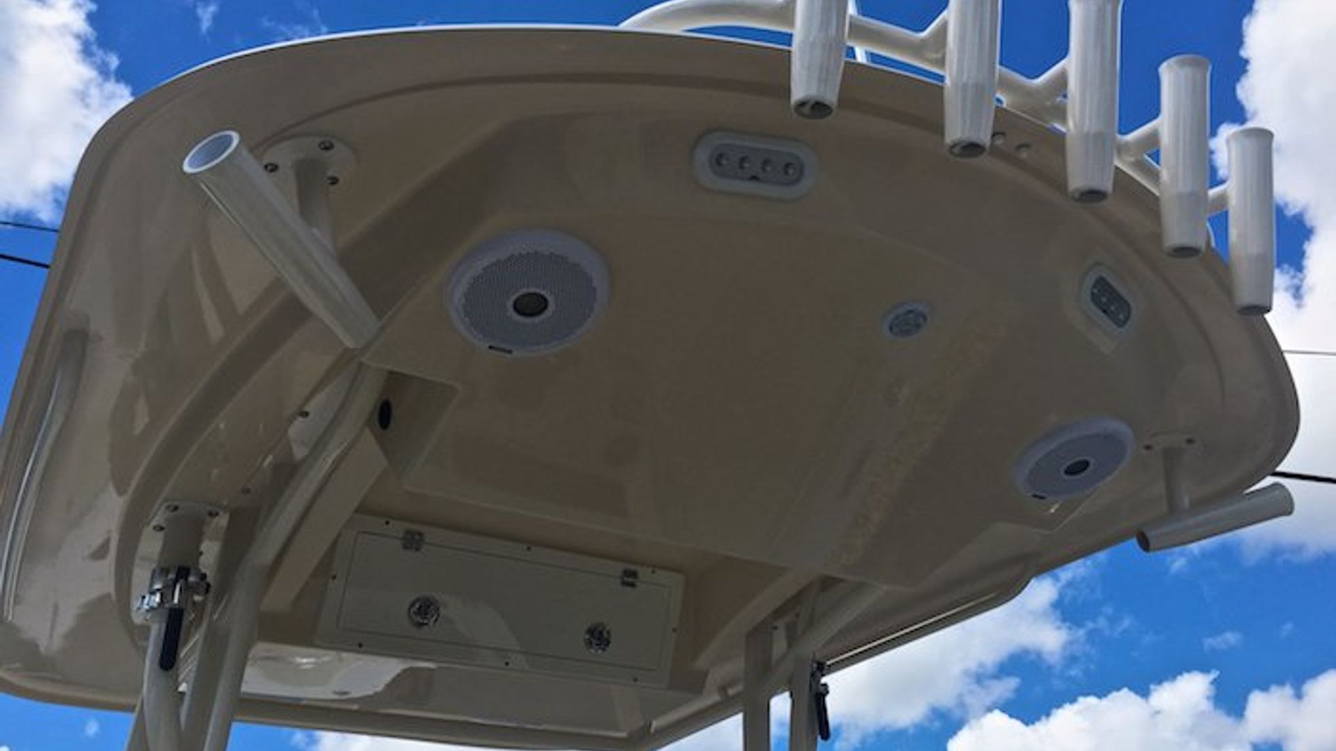 New 2016 Cobia 277 Center Console #W016 image 7