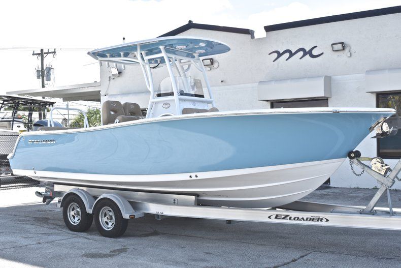 Thumbnail 1 for New 2019 Sportsman Heritage 241 Center Console boat for sale in West Palm Beach, FL