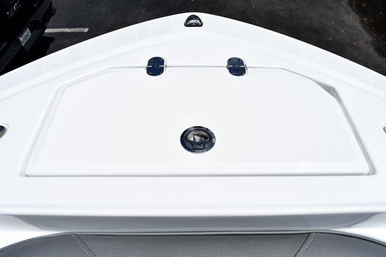 Thumbnail 59 for New 2019 Blackfin 212CC Center Console boat for sale in West Palm Beach, FL