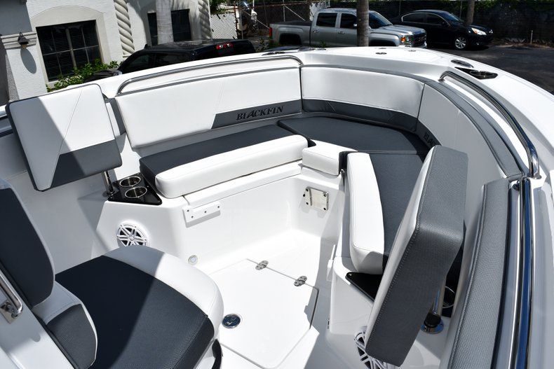Thumbnail 47 for New 2019 Blackfin 212CC Center Console boat for sale in West Palm Beach, FL