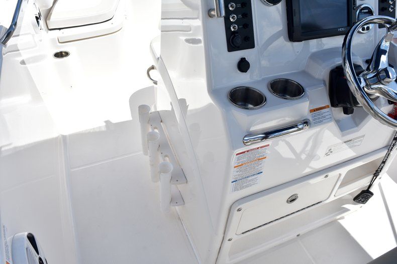 Thumbnail 31 for Used 2016 Robalo R200 Center Console boat for sale in West Palm Beach, FL