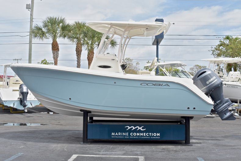 Thumbnail 5 for New 2018 Cobia 201 Center Console boat for sale in West Palm Beach, FL