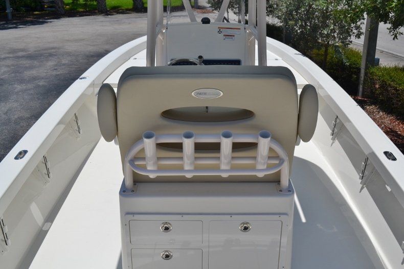 Thumbnail 8 for New 2018 Pathfinder 2600 HPS Bay Boat boat for sale in Vero Beach, FL