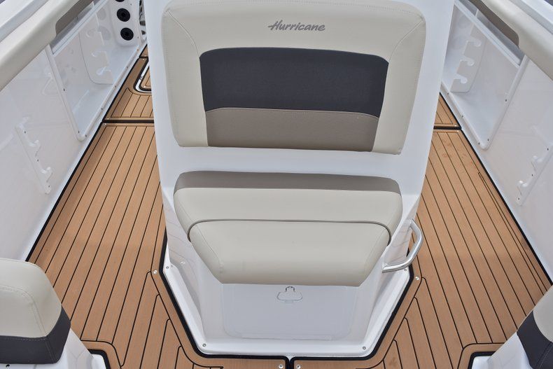 Thumbnail 40 for New 2018 Hurricane CC21 Center Console boat for sale in Fort Lauderdale, FL