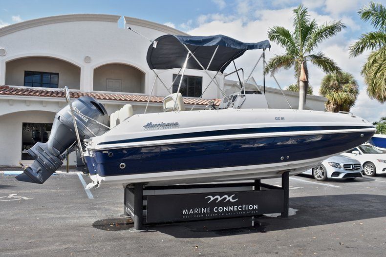 Thumbnail 7 for New 2018 Hurricane CC21 Center Console boat for sale in Fort Lauderdale, FL