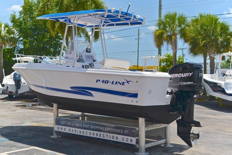Thumbnail 5 for Used 2000 Pro-Line 20 Sport Center Console boat for sale in West Palm Beach, FL