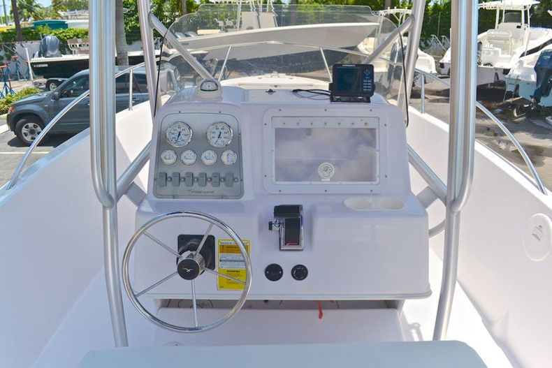 Thumbnail 37 for Used 2000 Pro-Line 20 Sport Center Console boat for sale in West Palm Beach, FL