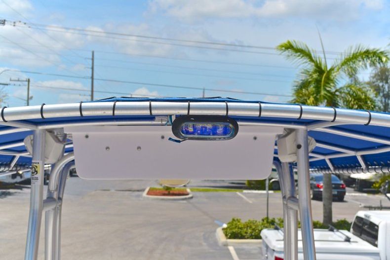 Thumbnail 52 for Used 2000 Pro-Line 20 Sport Center Console boat for sale in West Palm Beach, FL