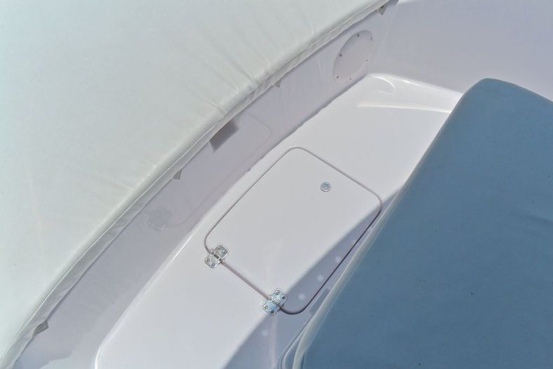 Thumbnail 61 for Used 2000 Pro-Line 20 Sport Center Console boat for sale in West Palm Beach, FL