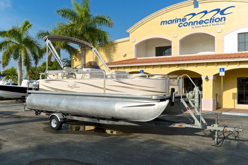 Thumbnail 1 for Used 2008 Sun Chaser 820 Fish RE Pontoon boat for sale in West Palm Beach, FL
