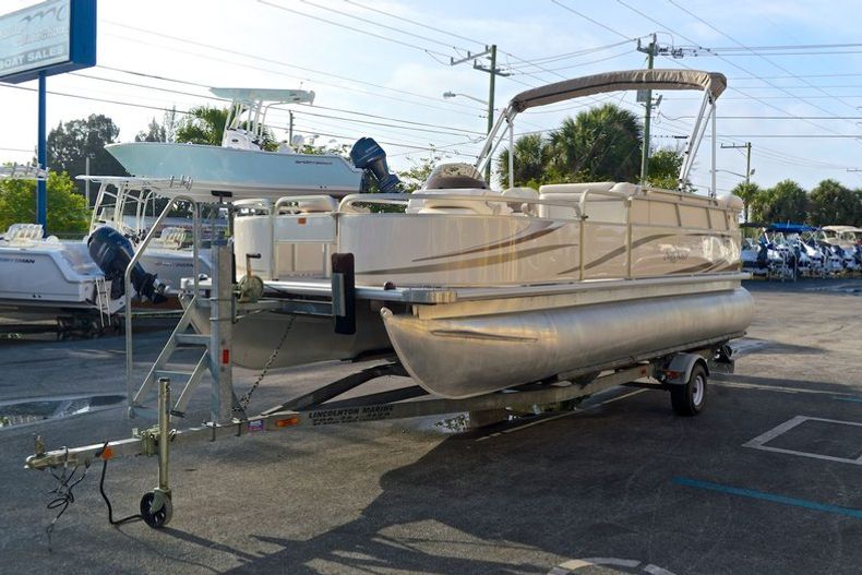 Thumbnail 3 for Used 2008 Sun Chaser 820 Fish RE Pontoon boat for sale in West Palm Beach, FL
