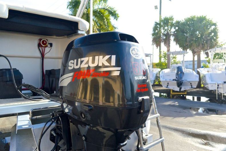 Thumbnail 14 for Used 2008 Sun Chaser 820 Fish RE Pontoon boat for sale in West Palm Beach, FL