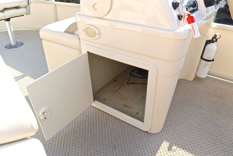 Thumbnail 41 for Used 2008 Sun Chaser 820 Fish RE Pontoon boat for sale in West Palm Beach, FL
