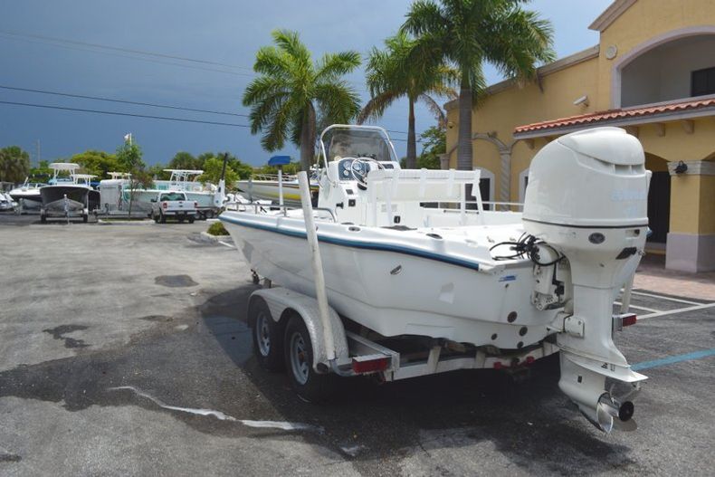 Thumbnail 3 for Used 2003 Polar 2100 Fishmaster Bay Boat boat for sale in West Palm Beach, FL