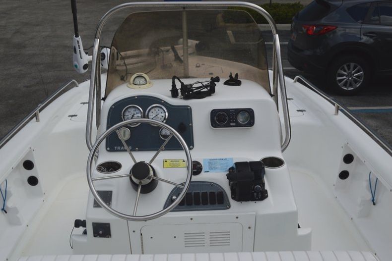 Thumbnail 7 for Used 2003 Polar 2100 Fishmaster Bay Boat boat for sale in West Palm Beach, FL