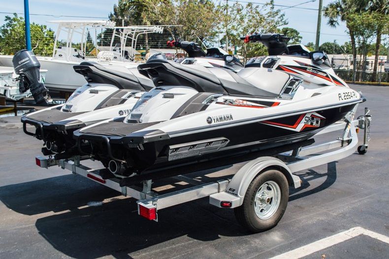 Thumbnail 3 for Used 2014 Yamaha 1100 FX SHO boat for sale in West Palm Beach, FL