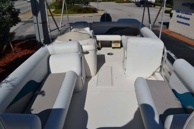 Thumbnail 13 for Used 2008 Hurricane FunDeck FD 226F4 OB boat for sale in Vero Beach, FL