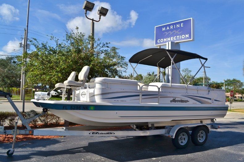 Used 2008 Hurricane FunDeck FD 226F4 OB boat for sale in Vero Beach, FL