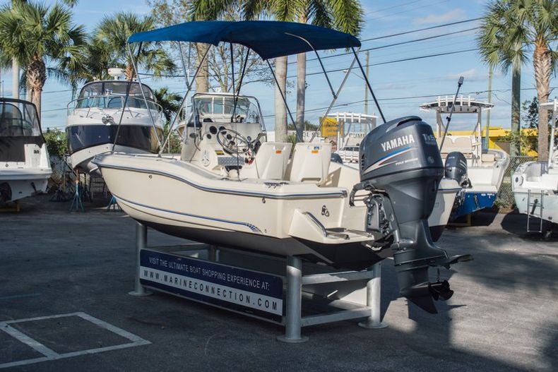 Thumbnail 4 for Used 2003 Scout 185 boat for sale in West Palm Beach, FL