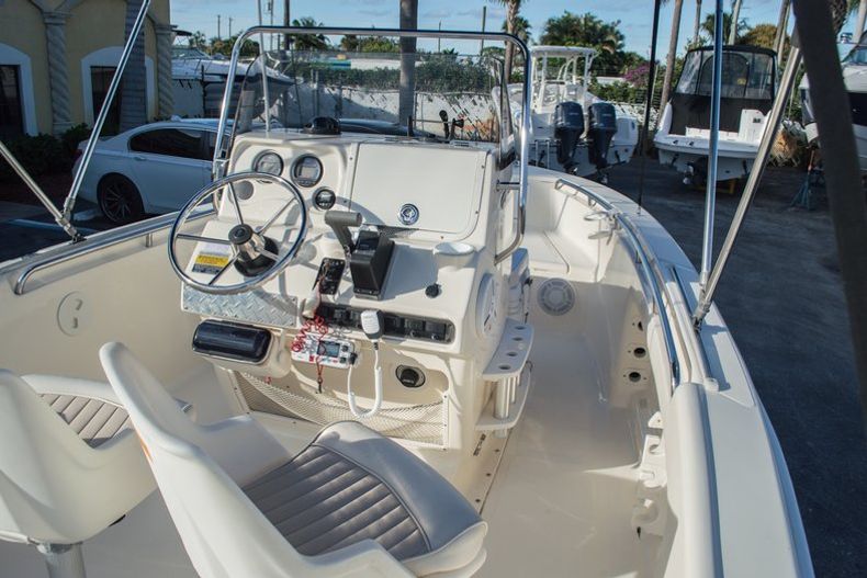 Thumbnail 14 for Used 2003 Scout 185 boat for sale in West Palm Beach, FL