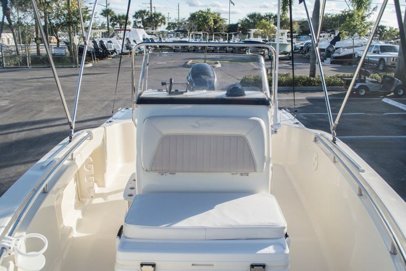 Thumbnail 31 for Used 2003 Scout 185 boat for sale in West Palm Beach, FL