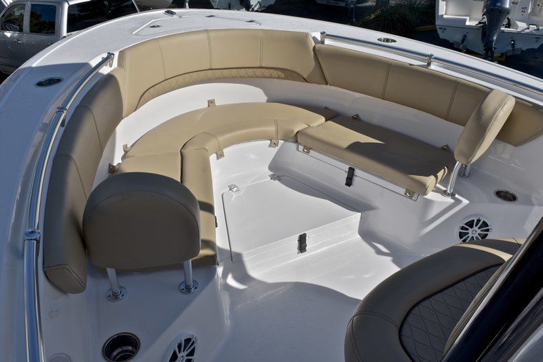 Thumbnail 39 for New 2018 Sportsman Heritage 231 Center Console boat for sale in West Palm Beach, FL