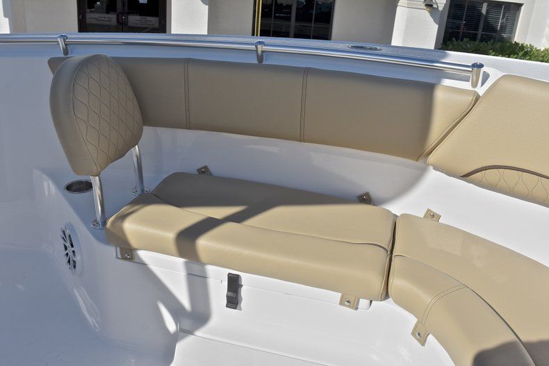 Thumbnail 44 for New 2018 Sportsman Heritage 231 Center Console boat for sale in West Palm Beach, FL