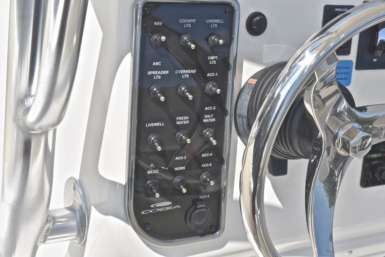 Thumbnail 33 for New 2019 Cobia 220 Center Console boat for sale in West Palm Beach, FL