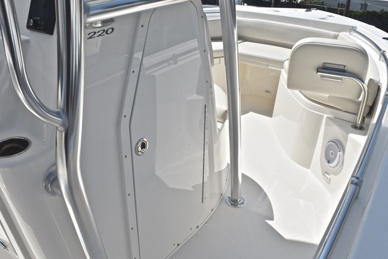 Thumbnail 36 for New 2019 Cobia 220 Center Console boat for sale in West Palm Beach, FL