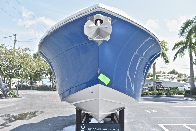 Thumbnail 3 for New 2019 Cobia 220 Center Console boat for sale in West Palm Beach, FL