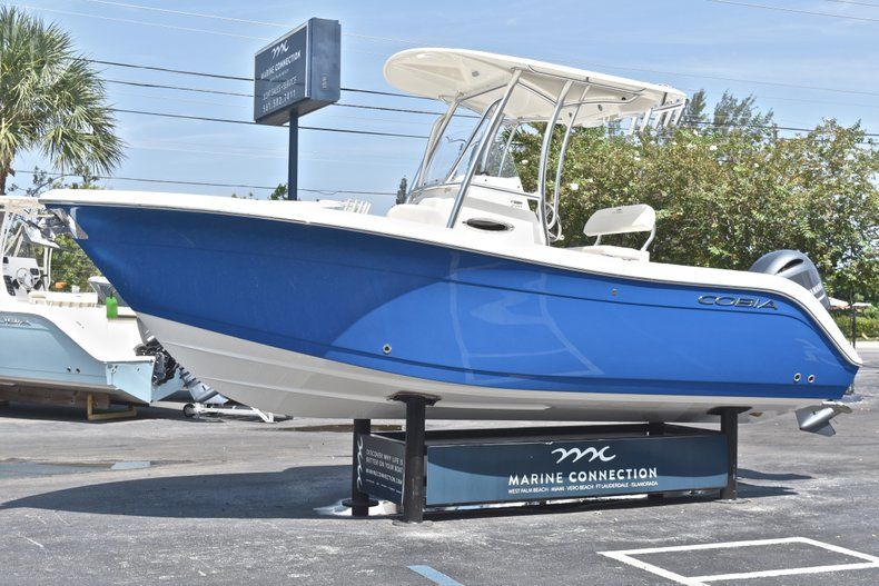 Thumbnail 4 for New 2019 Cobia 220 Center Console boat for sale in West Palm Beach, FL