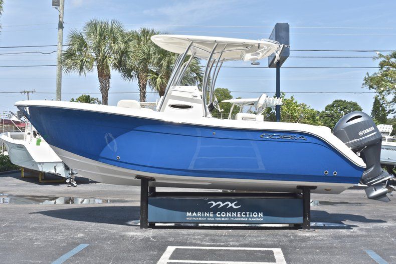 Thumbnail 5 for New 2019 Cobia 220 Center Console boat for sale in West Palm Beach, FL