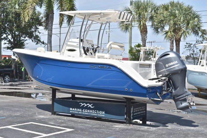 Thumbnail 6 for New 2019 Cobia 220 Center Console boat for sale in West Palm Beach, FL