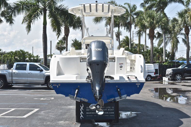 Thumbnail 7 for New 2019 Cobia 220 Center Console boat for sale in West Palm Beach, FL