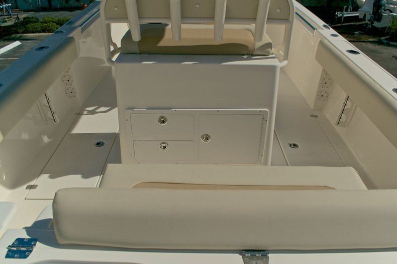 Thumbnail 44 for New 2014 Cobia 256 Center Console boat for sale in West Palm Beach, FL