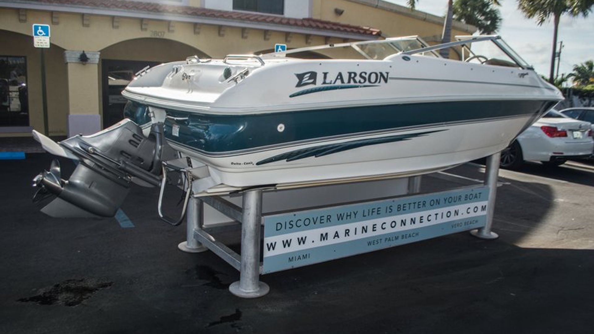 Used 1999 Larson 186 Bowrider #4982 image 7