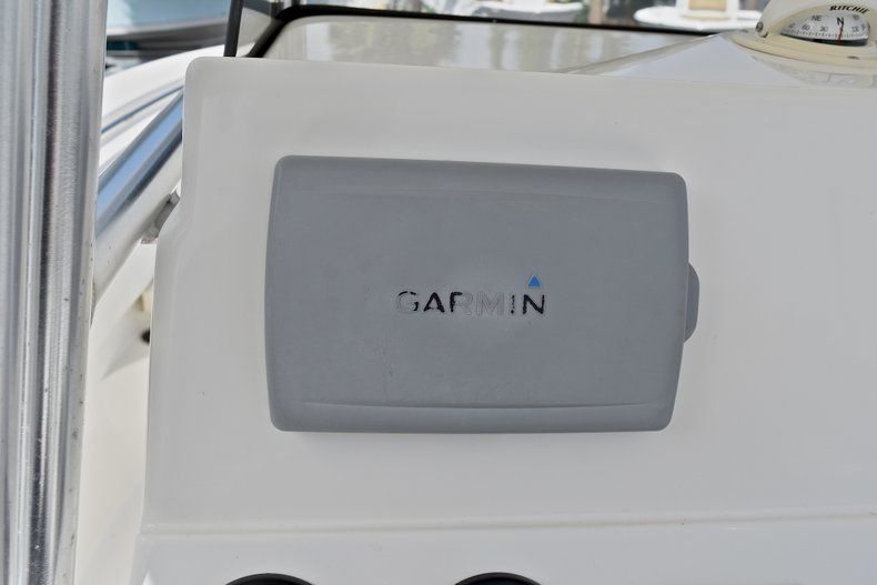 Thumbnail 28 for Used 2012 NauticStar 2500XS Offshore boat for sale in West Palm Beach, FL