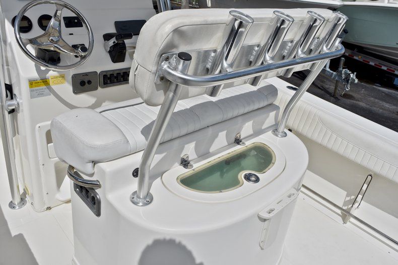 Thumbnail 20 for Used 2012 NauticStar 2500XS Offshore boat for sale in West Palm Beach, FL