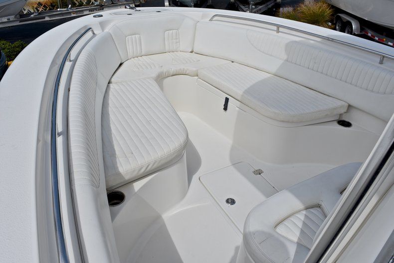 Thumbnail 40 for Used 2012 NauticStar 2500XS Offshore boat for sale in West Palm Beach, FL