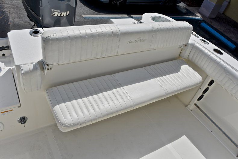 Thumbnail 19 for Used 2012 NauticStar 2500XS Offshore boat for sale in West Palm Beach, FL
