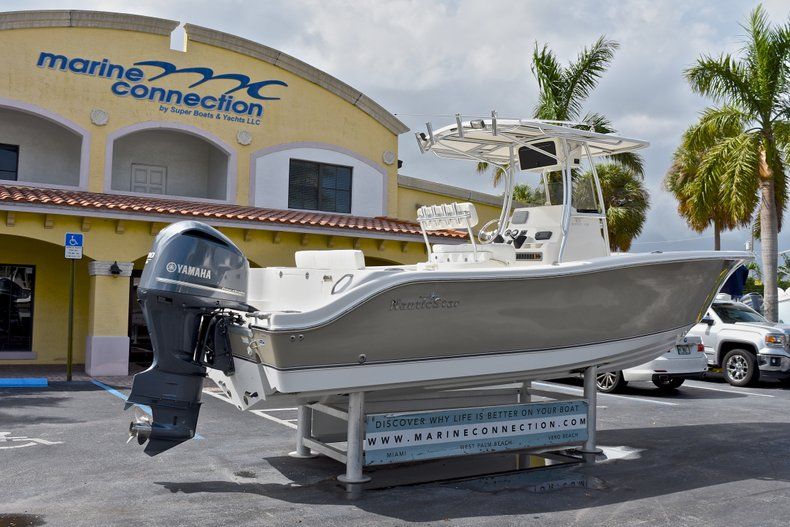 Thumbnail 6 for Used 2012 NauticStar 2500XS Offshore boat for sale in West Palm Beach, FL