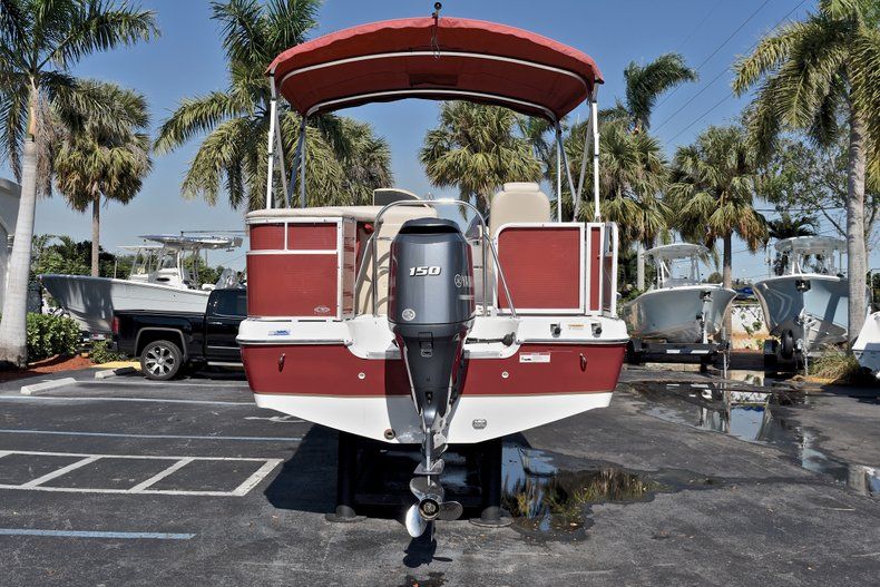 Thumbnail 6 for Used 2015 Hurricane 236 FunDeck boat for sale in West Palm Beach, FL