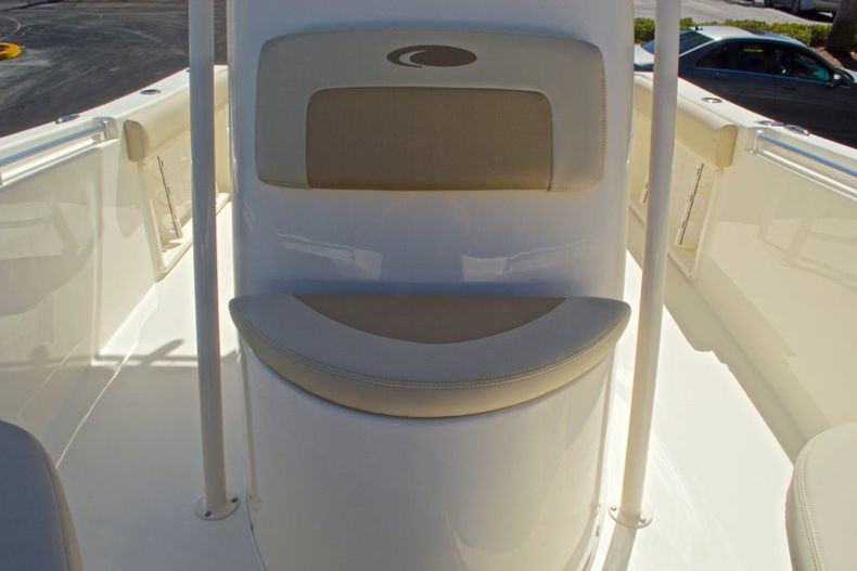 Thumbnail 36 for New 2016 Cobia 201 Center Console boat for sale in Vero Beach, FL