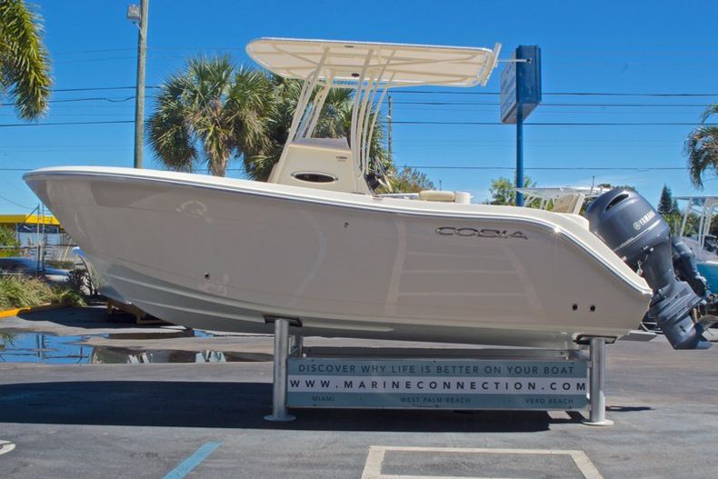 Thumbnail 5 for New 2016 Cobia 201 Center Console boat for sale in Vero Beach, FL